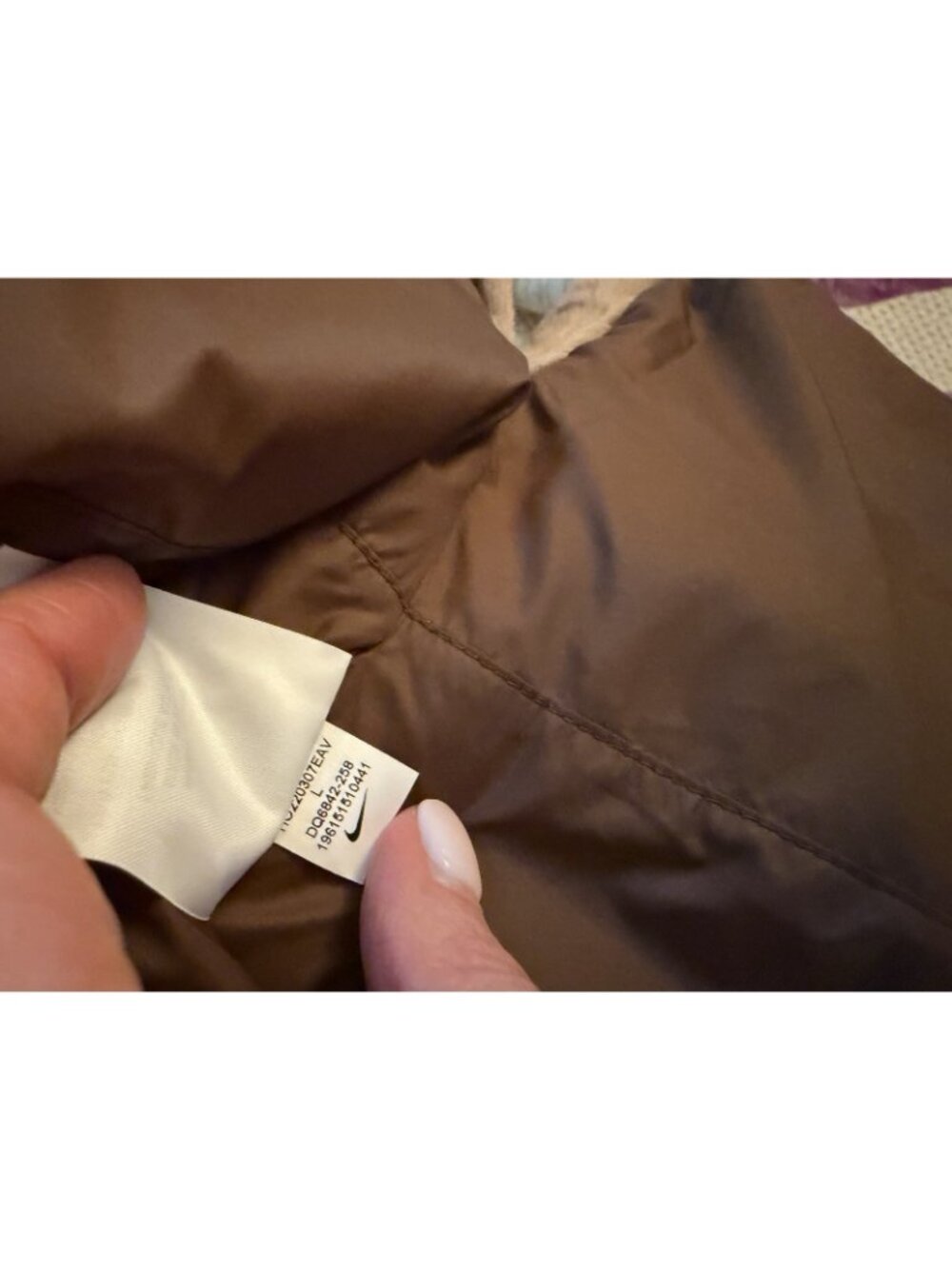 Nike Logo Faux Fur Jacket Brown Tan Size Large NEW W/TAGS - Picture 8 of 10